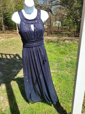 Enfocus Sparkle Halter Maxi Navy Blue Dress with Silver Lurex Petite Size 4P